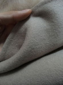 誰知道這是真的羊毛混羊絨面料嗎 成分寫的是95羊毛5羊絨 k